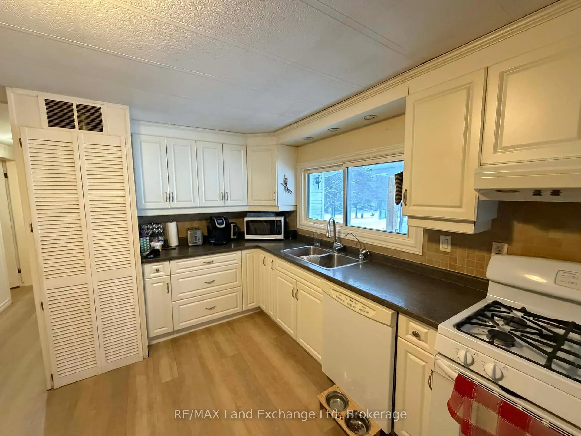 Photo 12 of 4 Riverside Drive, North Huron, Wingham — HOMEH