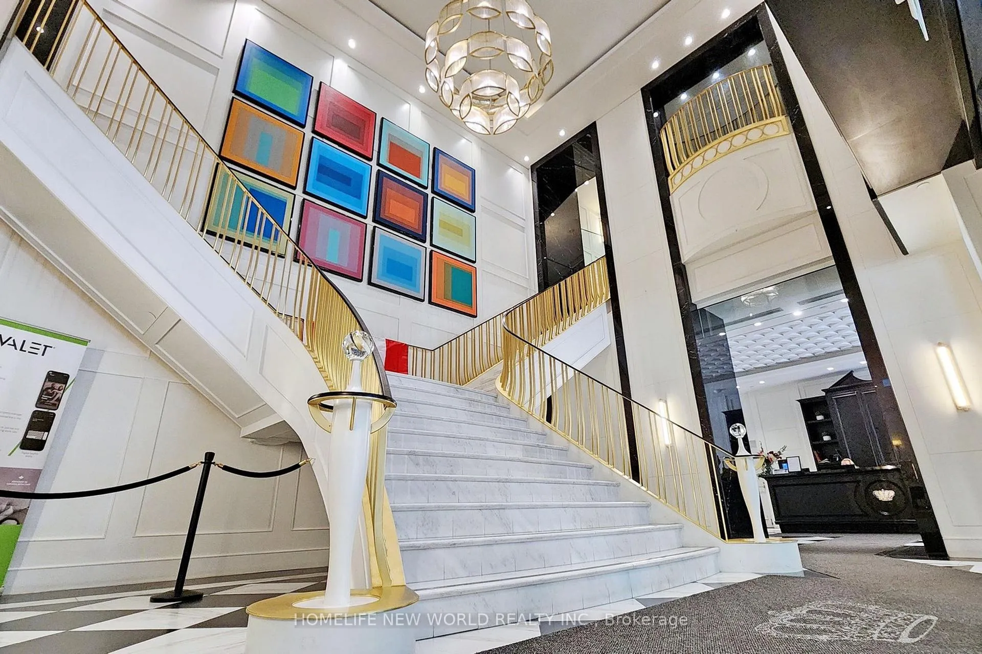 Photo 3 of Unit 725, 955 bay Street, Toronto, Bay Street Corridor — HOMEH