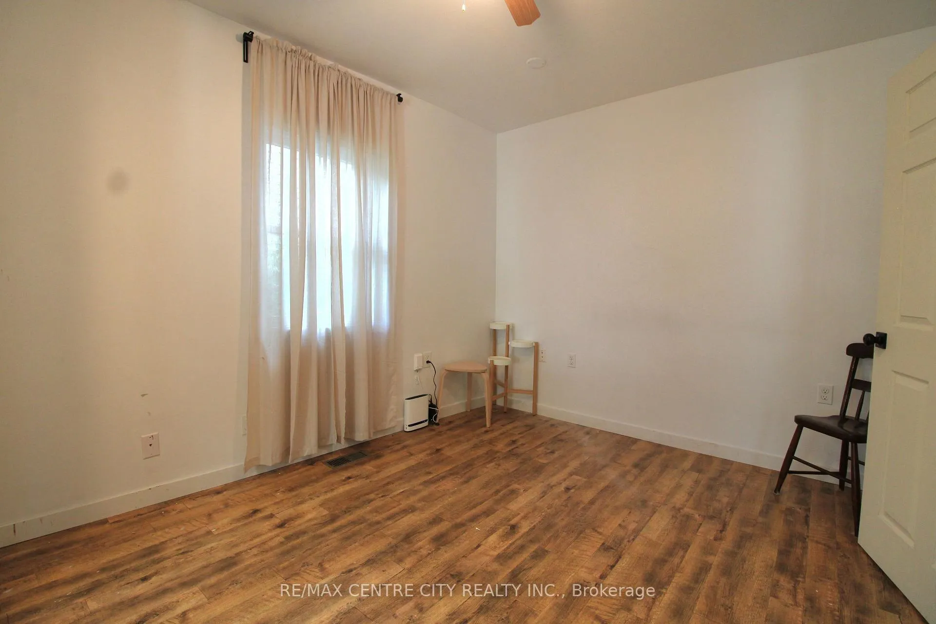 Photo 6 of 124 Joseph Street, Chatham-Kent — HOMEH