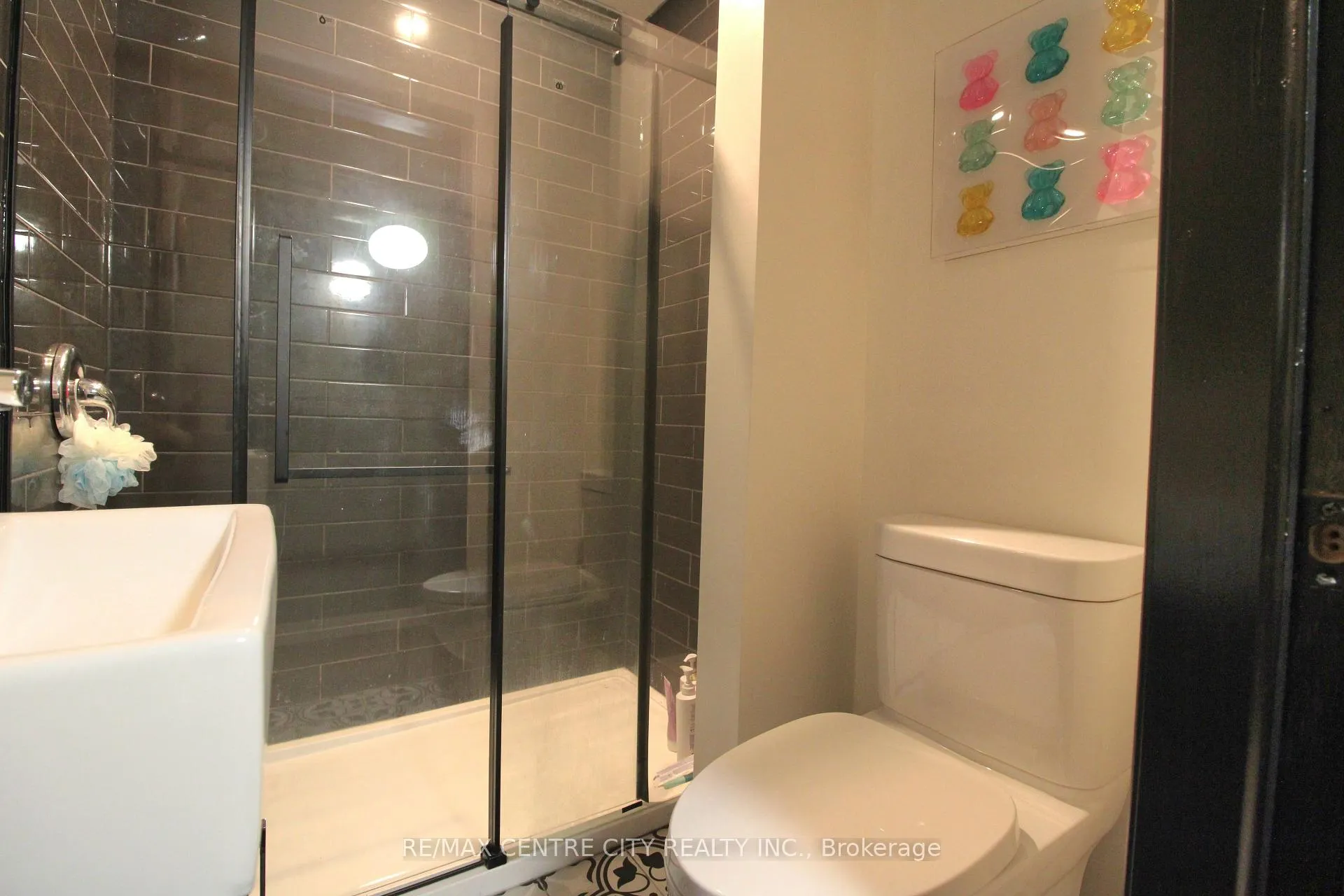 Photo 19 of 124 Joseph Street, Chatham-Kent — HOMEH