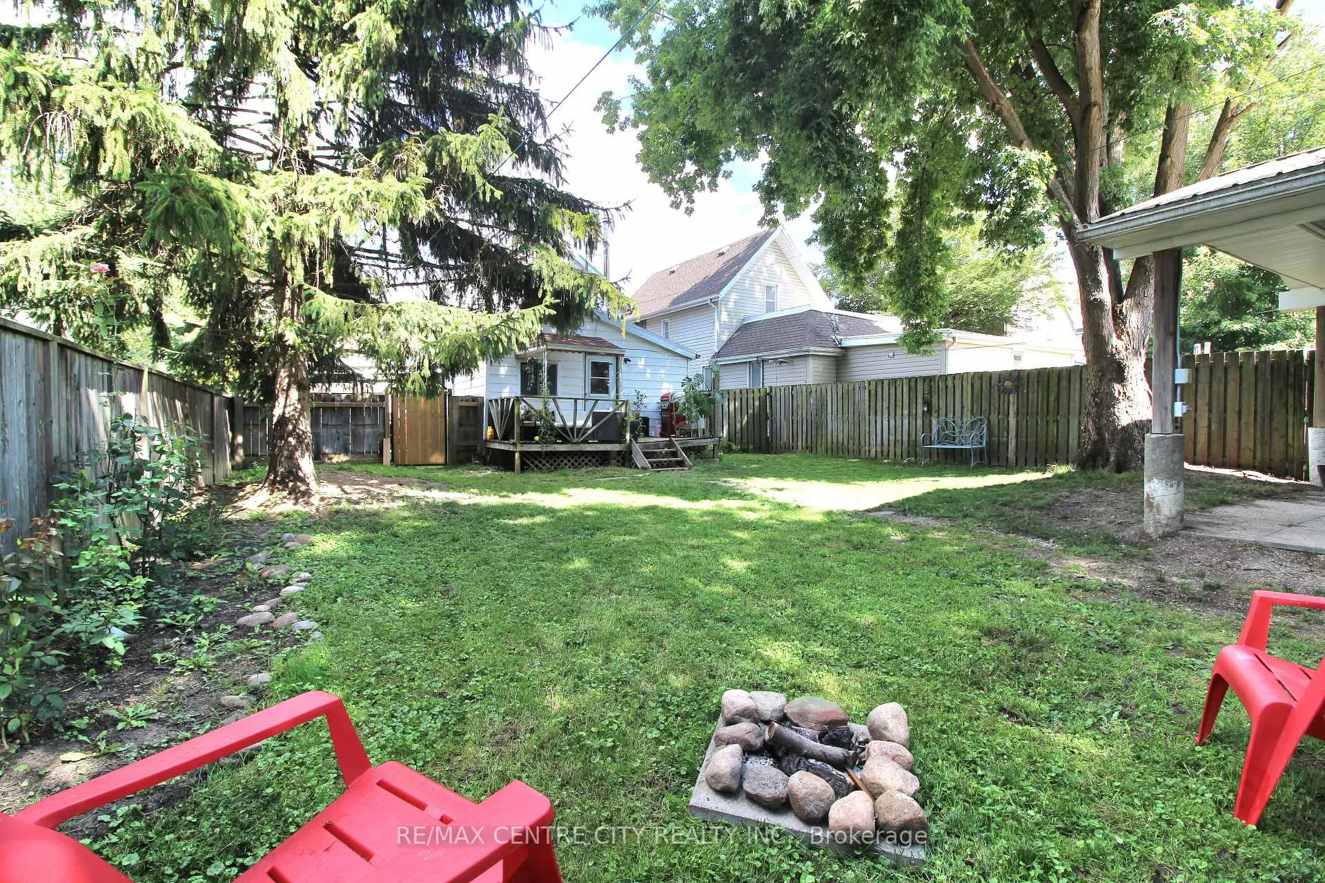 Photo 25 of 124 Joseph Street, Chatham-Kent — HOMEH