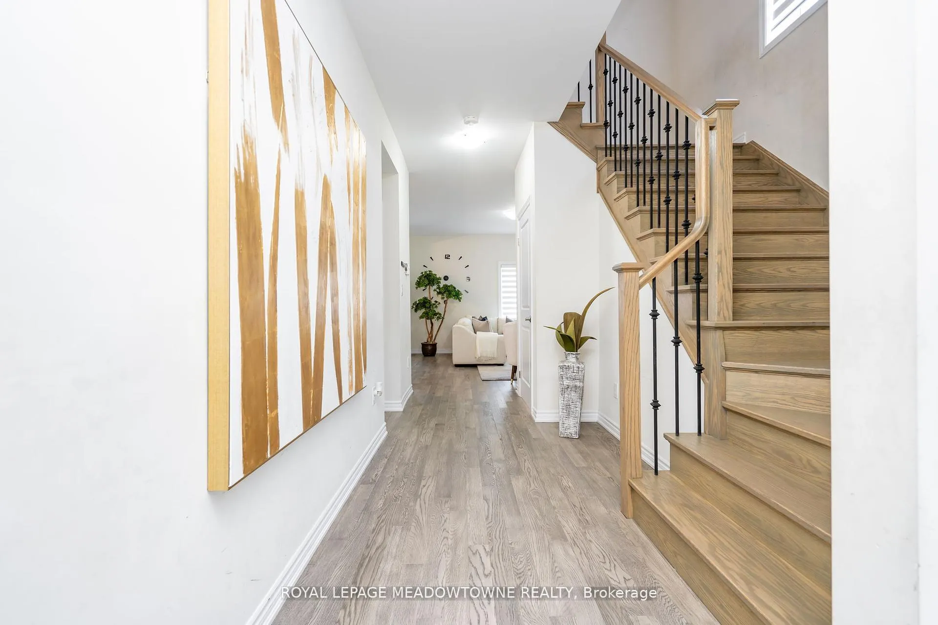 Photo 5 of 16 Bethune Avenue, Welland, Lincoln/Crowland — HOMEH