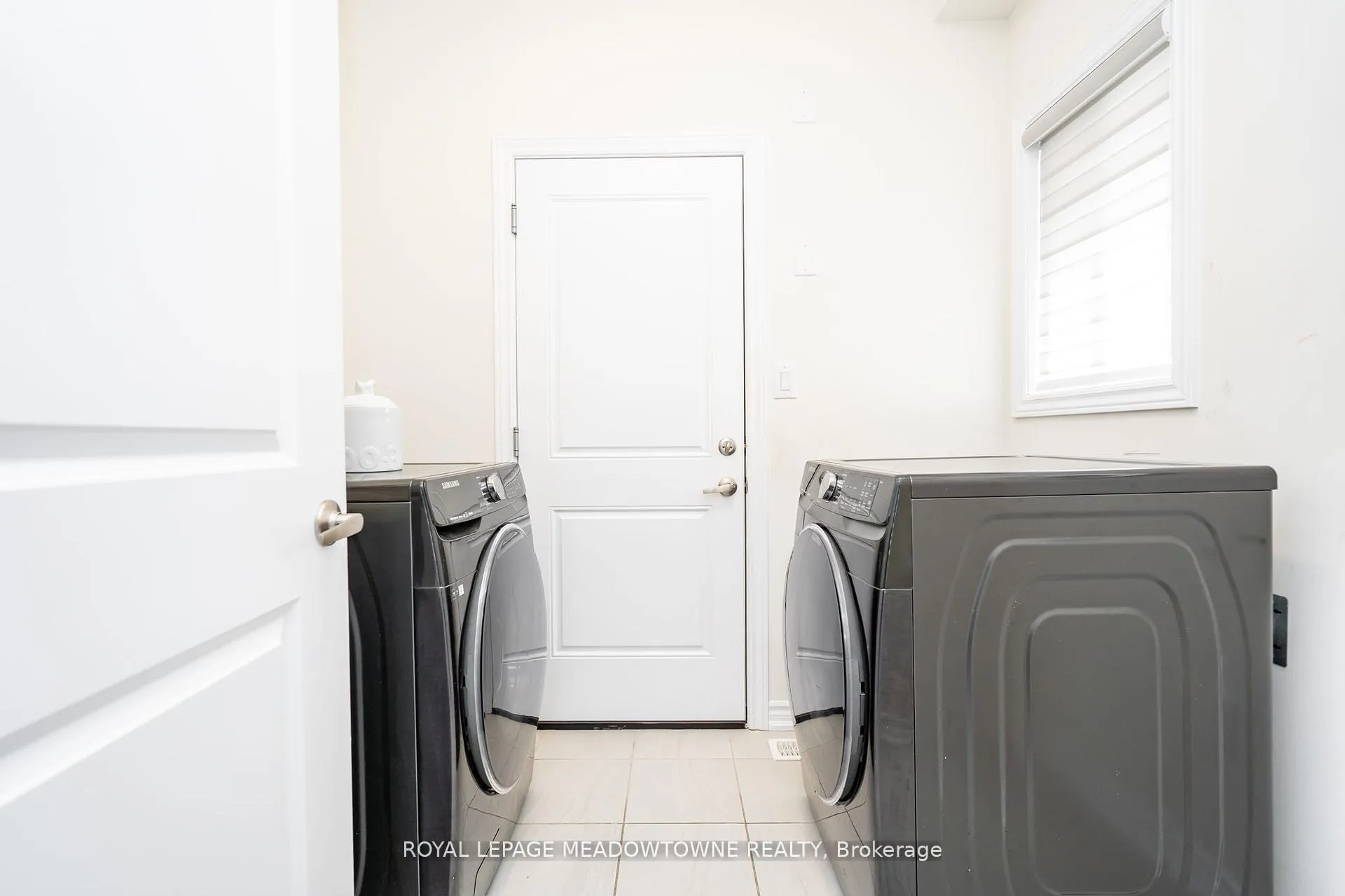 Photo 14 of 16 Bethune Avenue, Welland, Lincoln/Crowland — HOMEH
