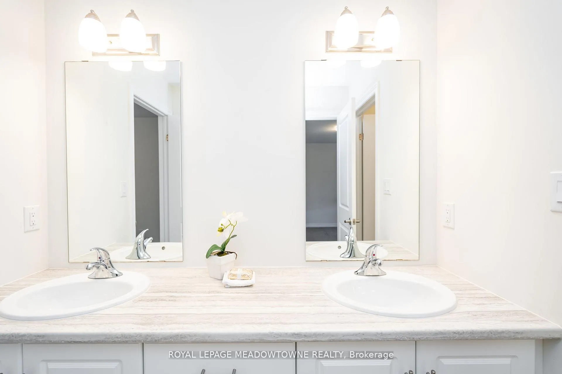 Photo 27 of 16 Bethune Avenue, Welland, Lincoln/Crowland — HOMEH