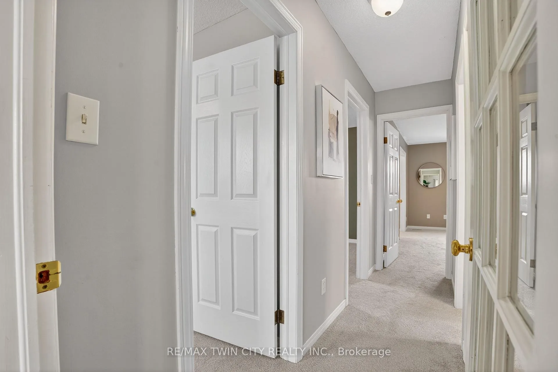 Photo 27 of 54 Glencliffe Court, Kitchener — HOMEH