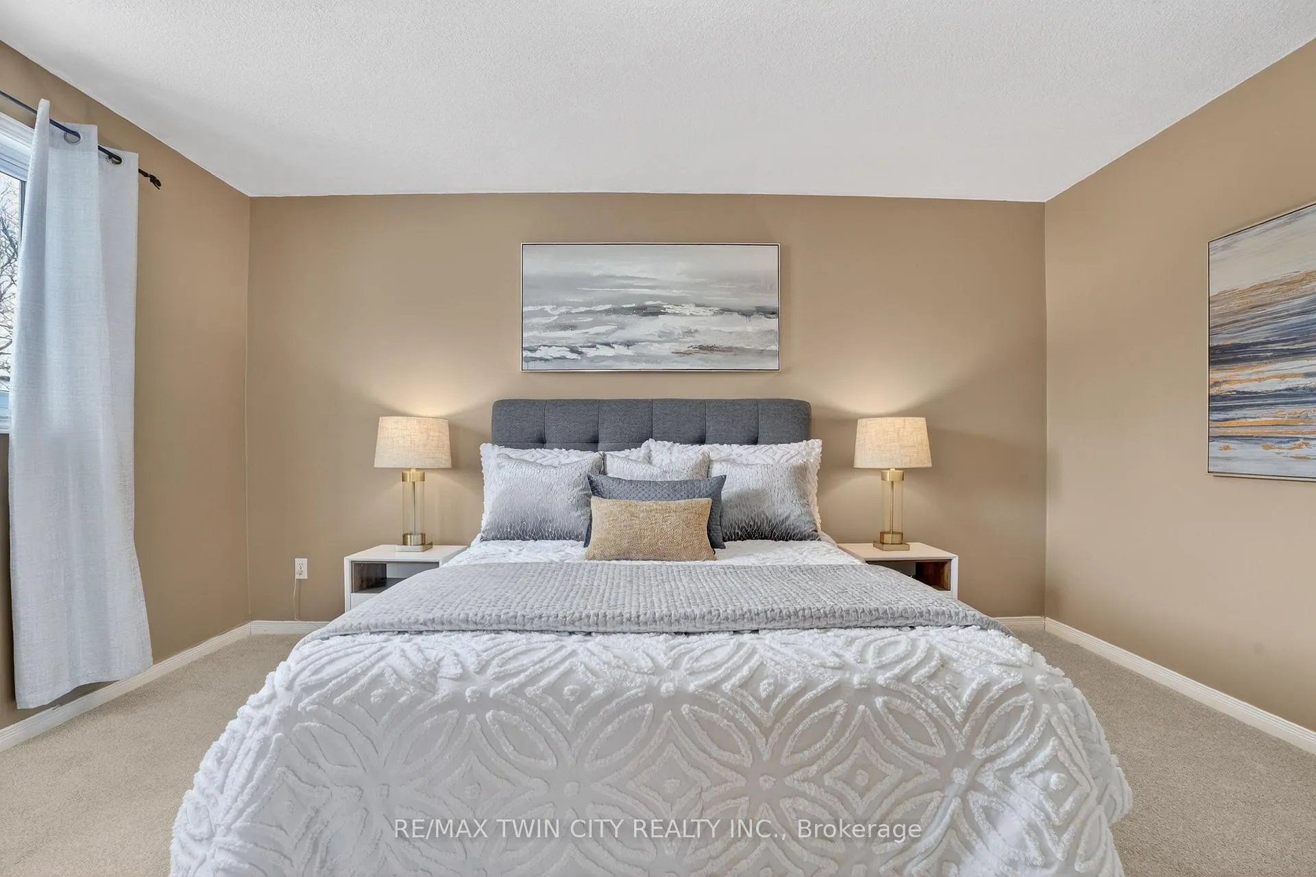 Photo 29 of 54 Glencliffe Court, Kitchener — HOMEH