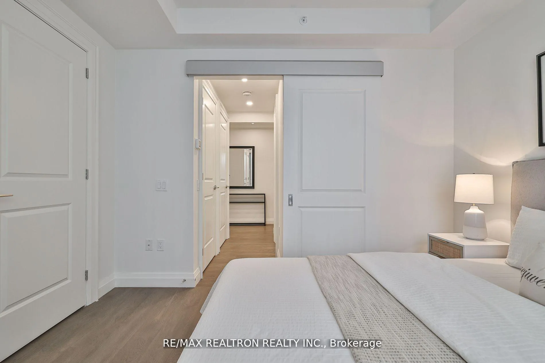 Photo 28 of Unit 403, 285 Avenue Road, Toronto, Casa Loma — HOMEH