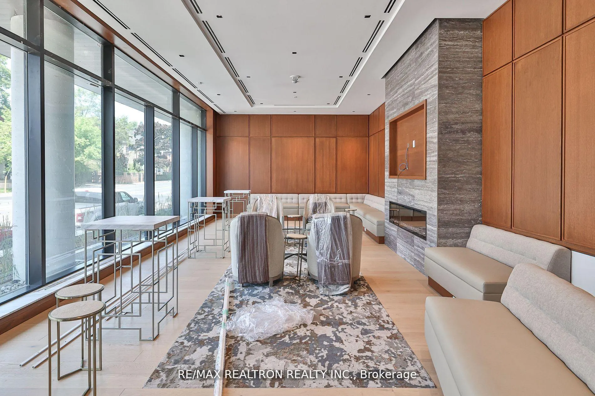 Photo 39 of Unit 403, 285 Avenue Road, Toronto, Casa Loma — HOMEH
