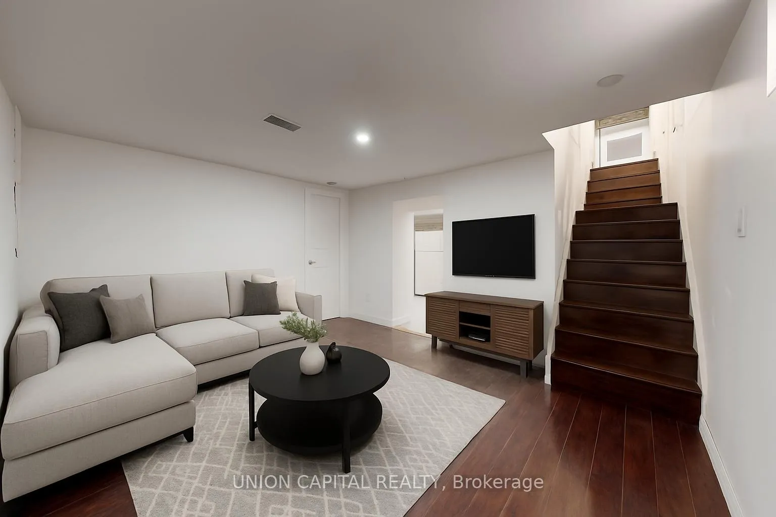Photo 12 of 43 Graylee Avenue, Scarborough, Eglinton East — HOMEH