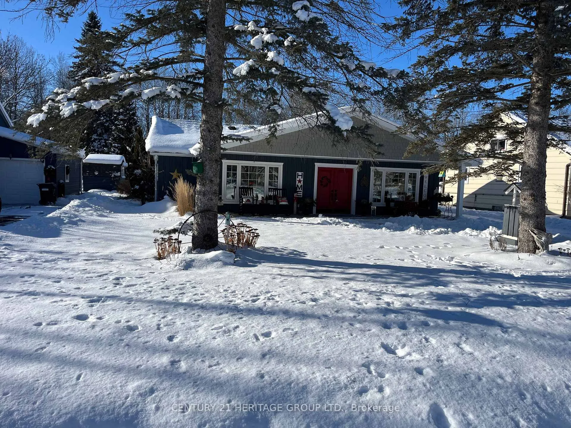 Photo 2 of 182 Parkview Drive, Innisfil, Gilford — HOMEH