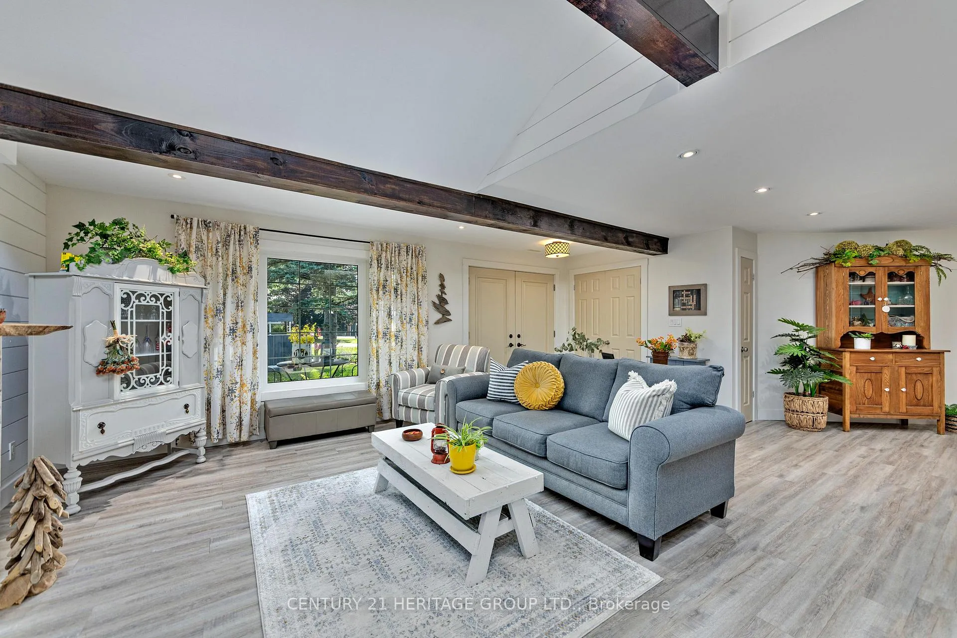 Photo 4 of 182 Parkview Drive, Innisfil, Gilford — HOMEH