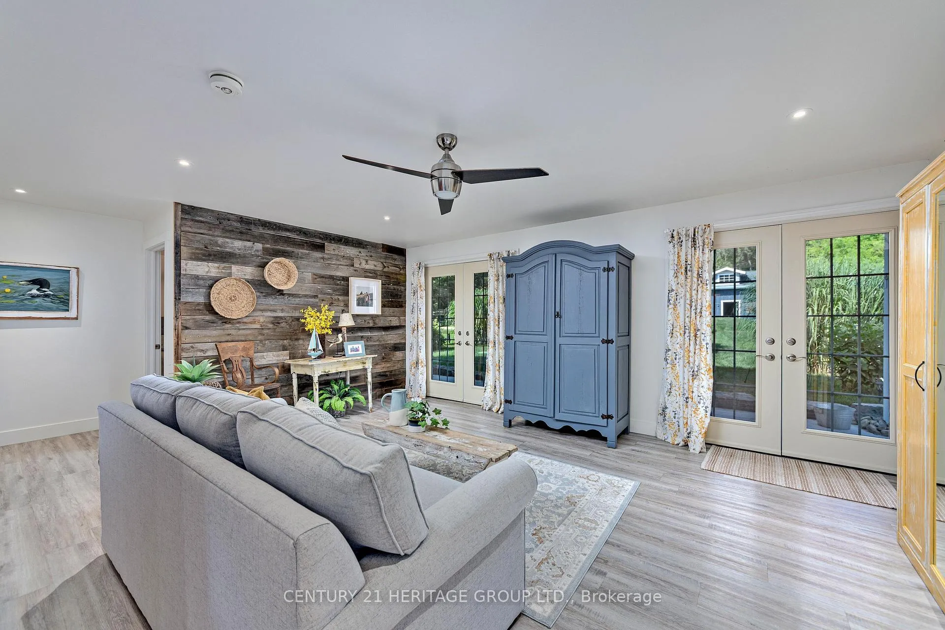 Photo 5 of 182 Parkview Drive, Innisfil, Gilford — HOMEH