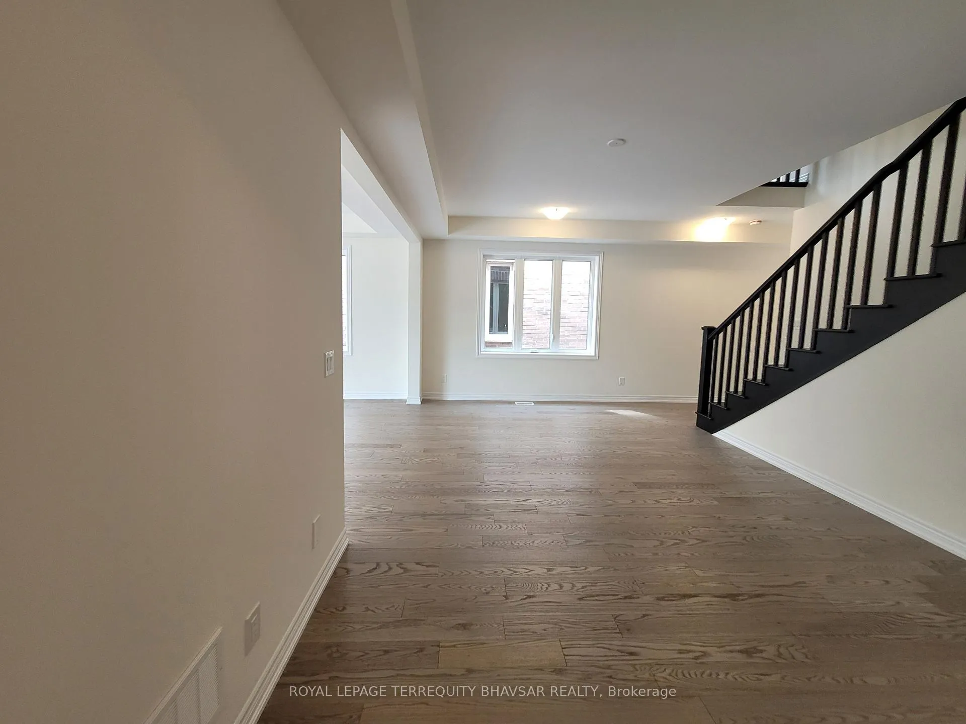 Photo 13 of 70 Georgina Street, Kitchener — HOMEH