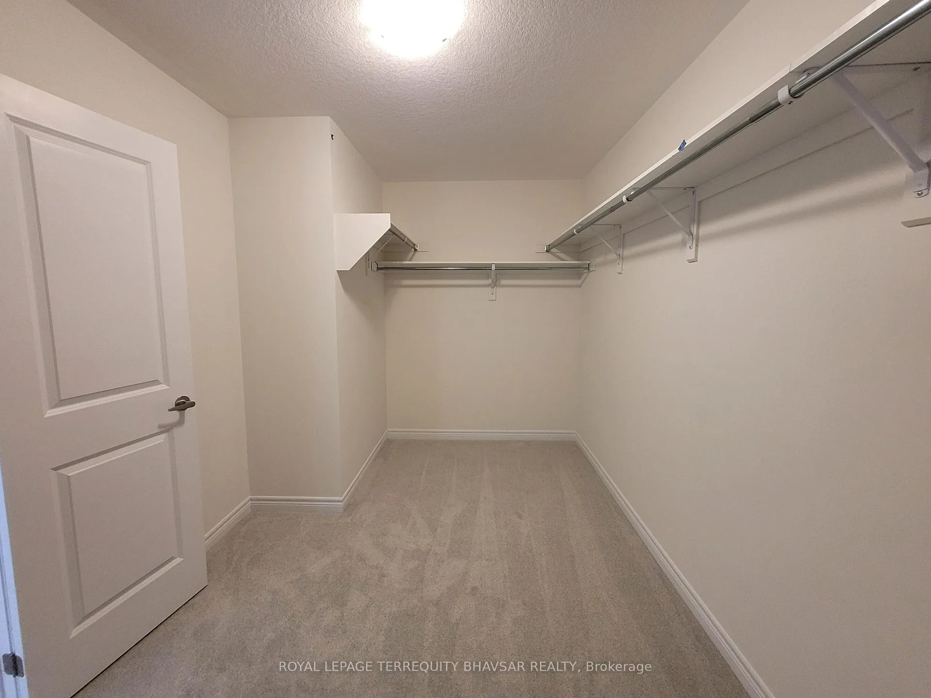 Photo 24 of 70 Georgina Street, Kitchener — HOMEH