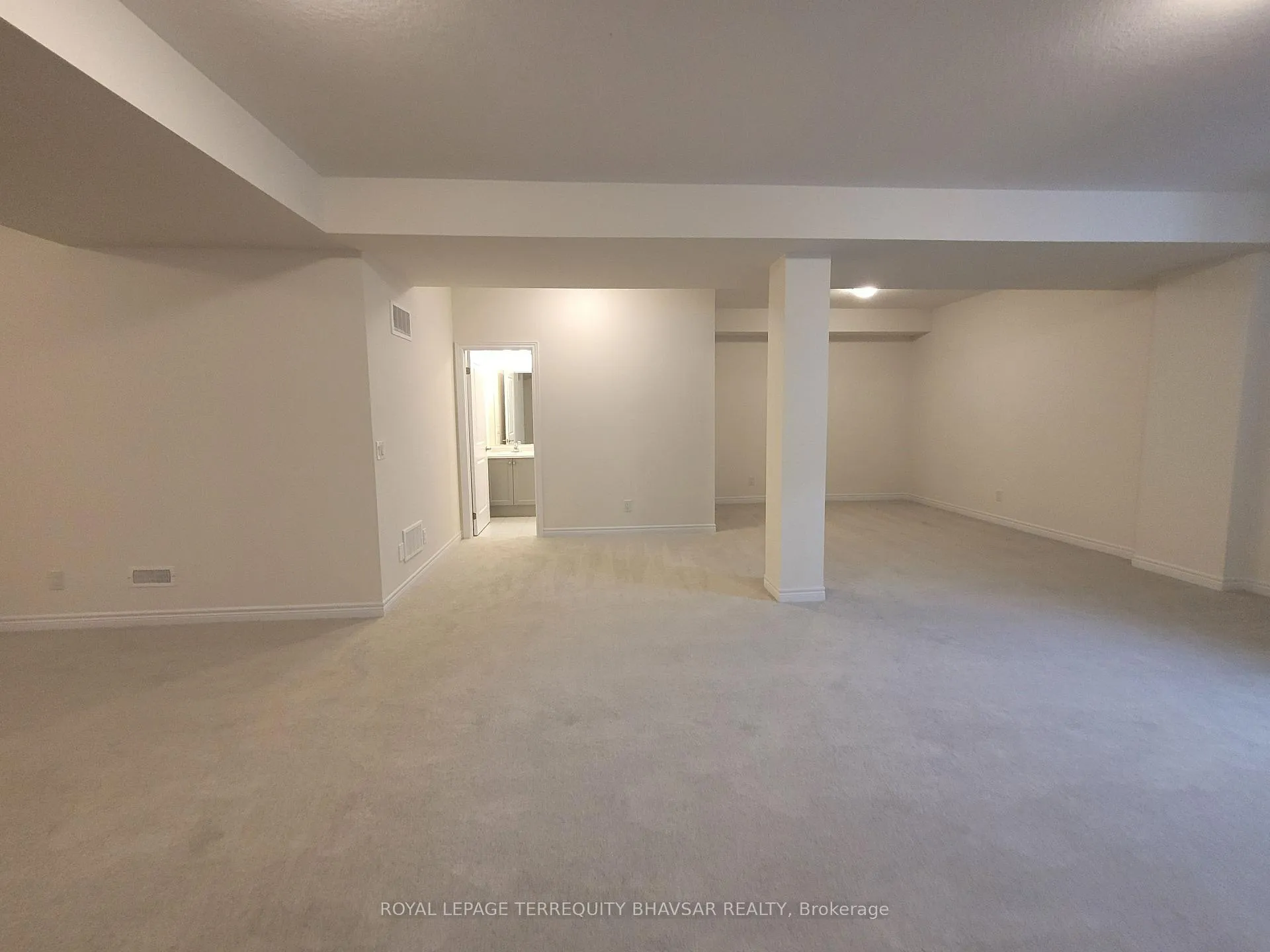 Photo 43 of 70 Georgina Street, Kitchener — HOMEH