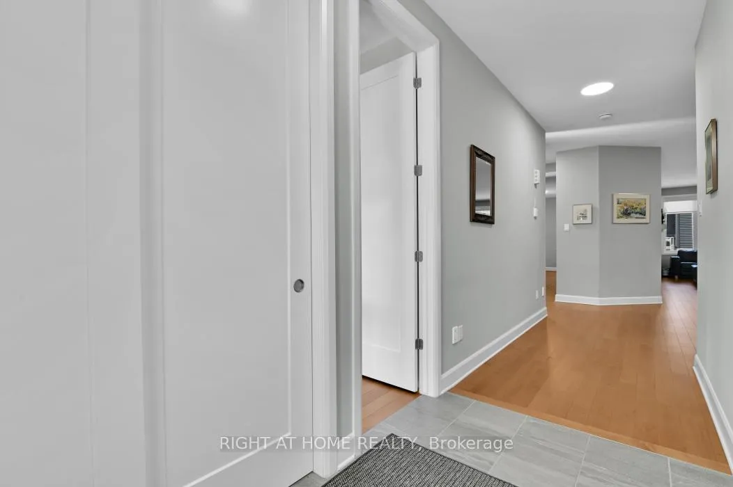 Photo 4 of 26 Stickleback Way, Ottawa, Avalon West — HOMEH
