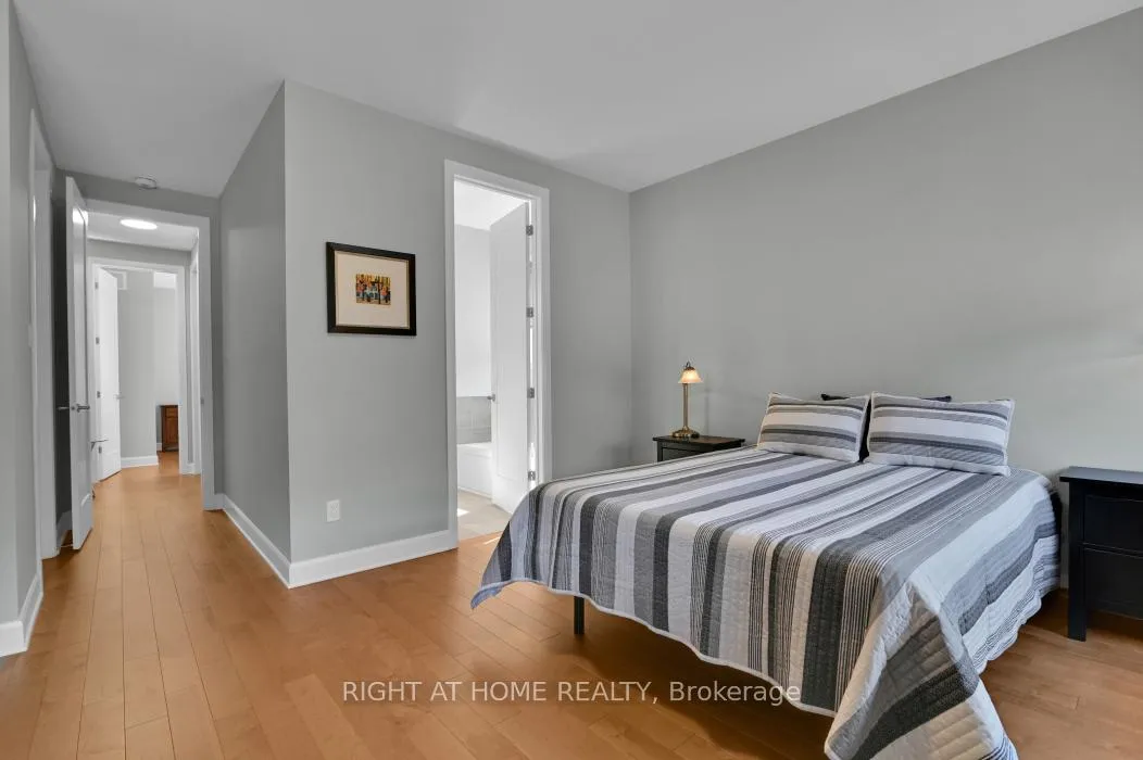 Photo 14 of 26 Stickleback Way, Ottawa, Avalon West — HOMEH