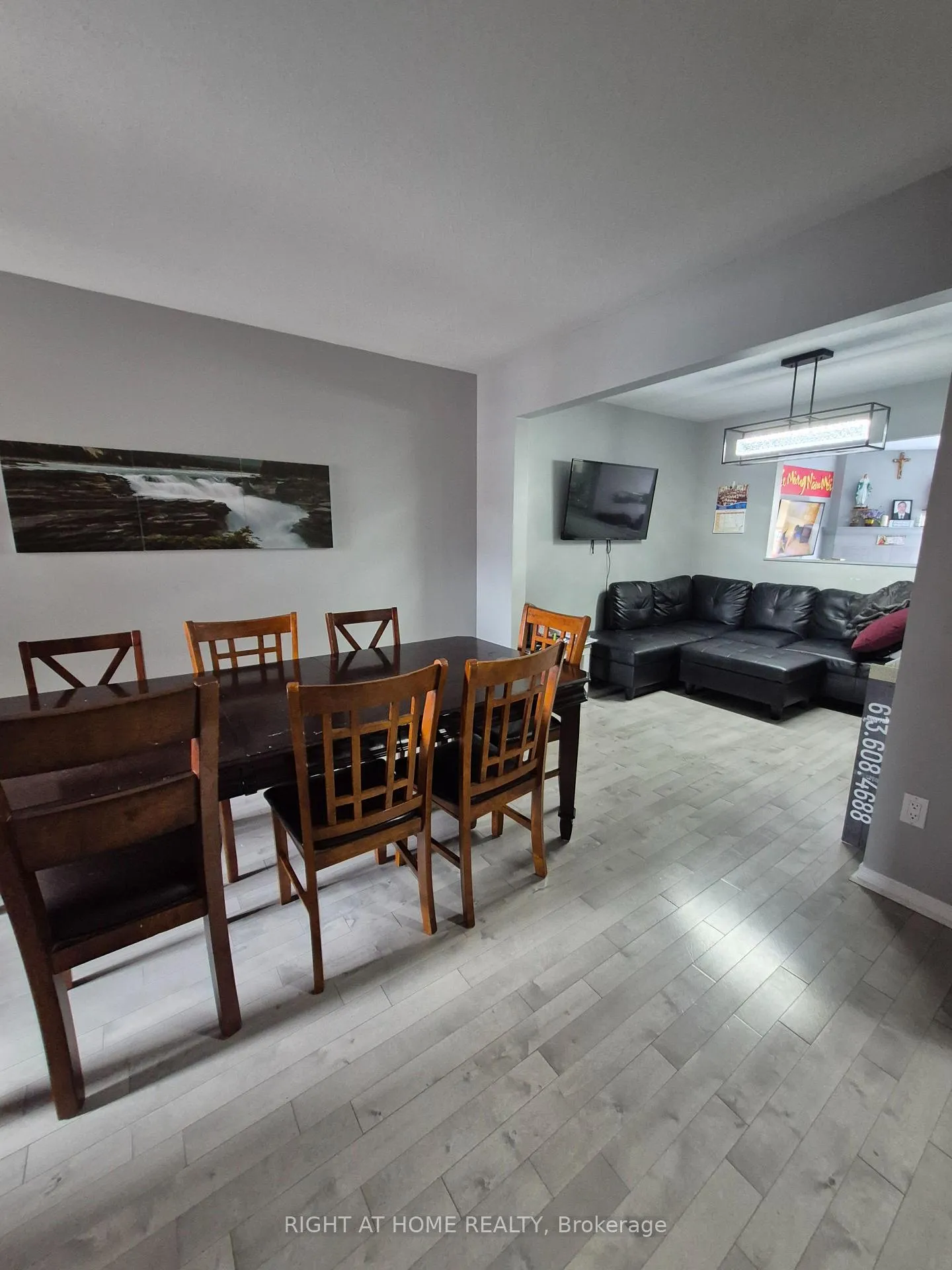 Photo 2 of 85 Margrave Avenue, Ottawa, Hunt Club Park/Greenboro — HOMEH