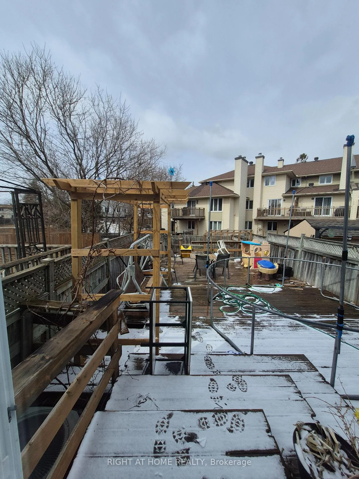 Photo 9 of 85 Margrave Avenue, Ottawa, Hunt Club Park/Greenboro — HOMEH