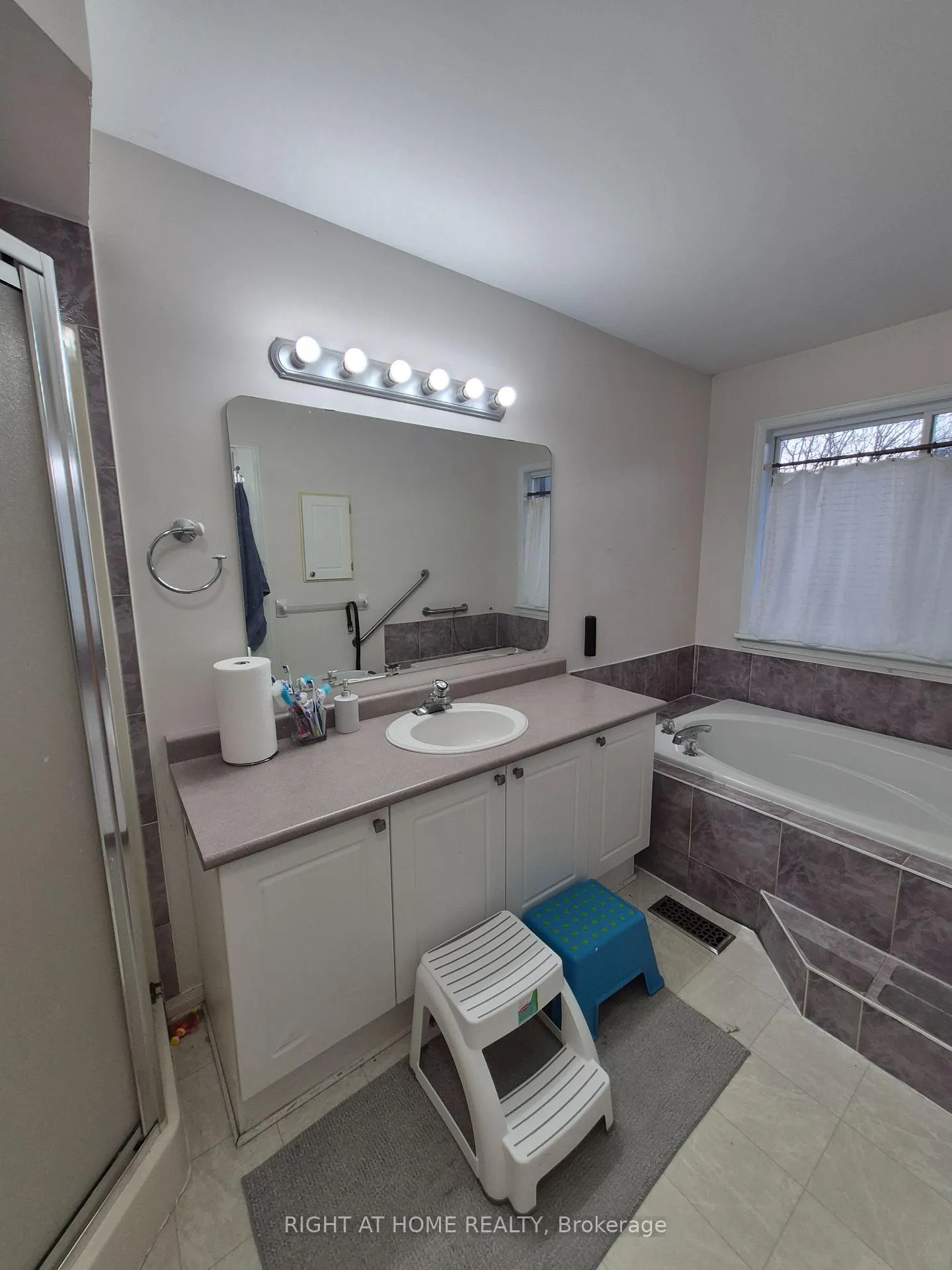 Photo 14 of 85 Margrave Avenue, Ottawa, Hunt Club Park/Greenboro — HOMEH