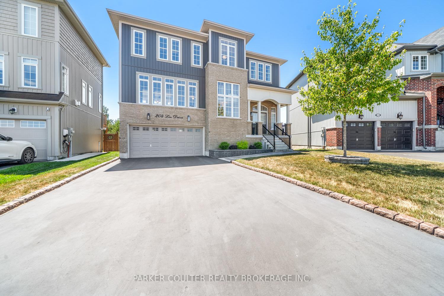 Front of 204 Lia Drive