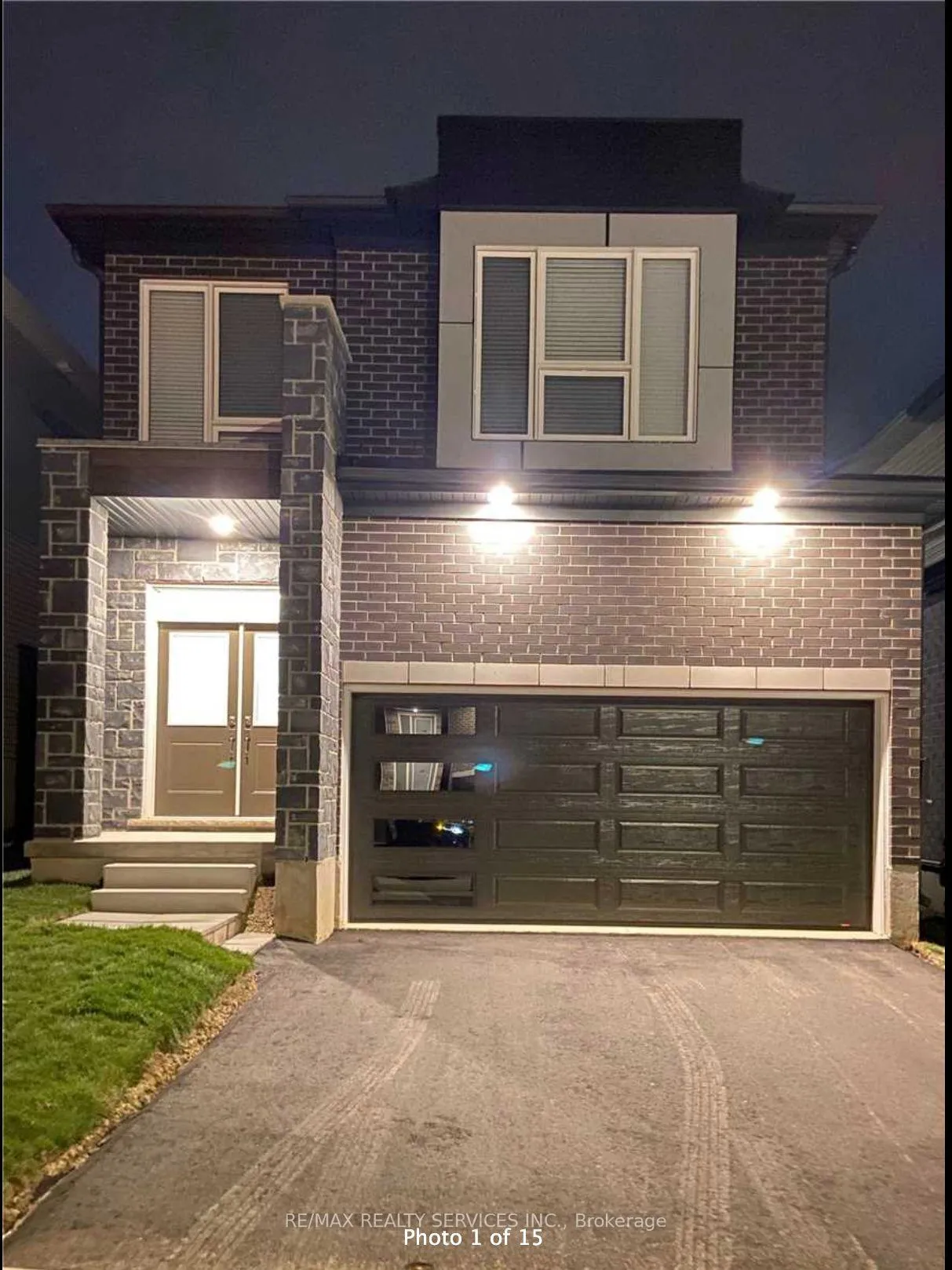 Front of 920 Tartan Court