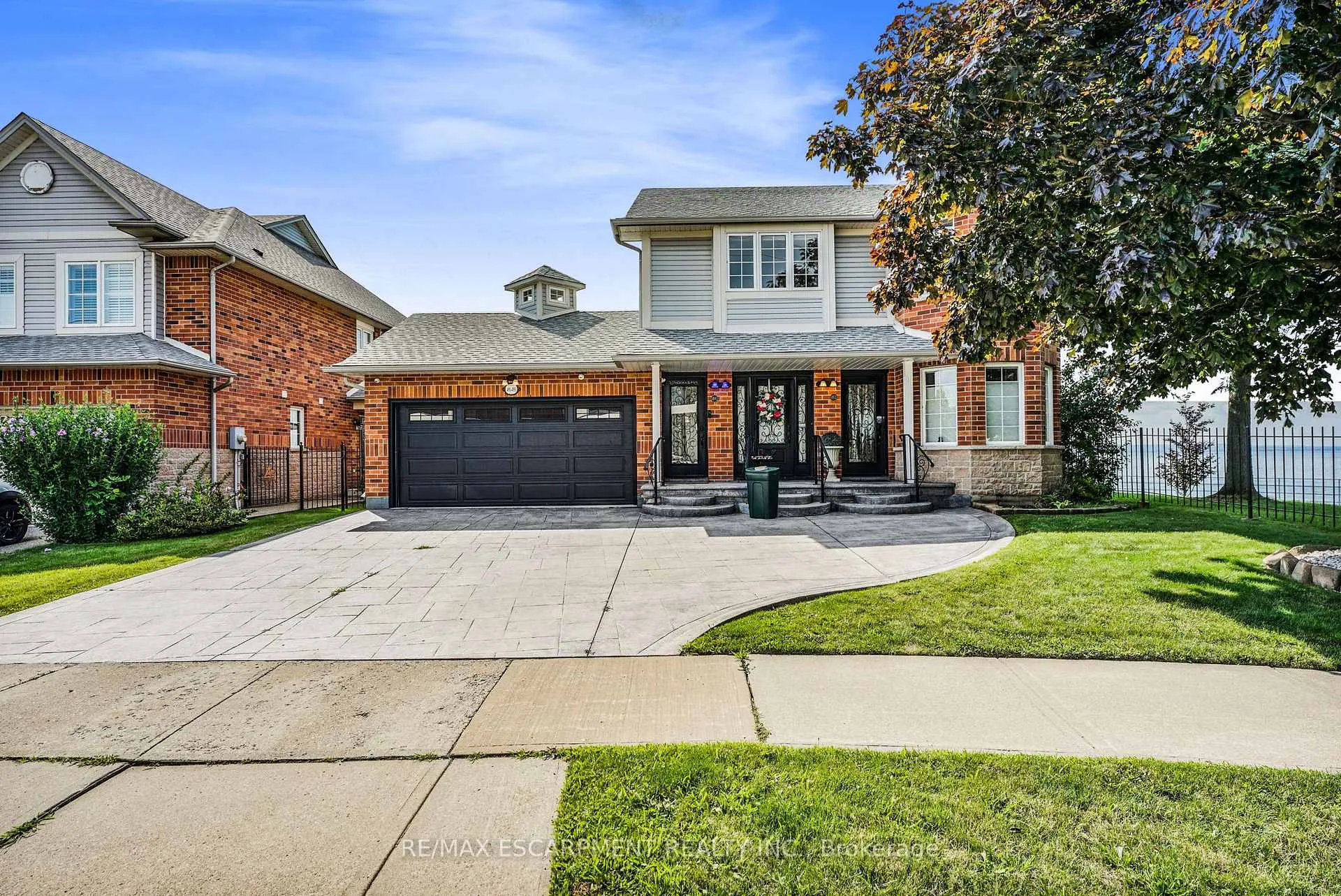 Photo 2 of 491-493 Dewitt Road, Hamilton, Stoney Creek — HOMEH