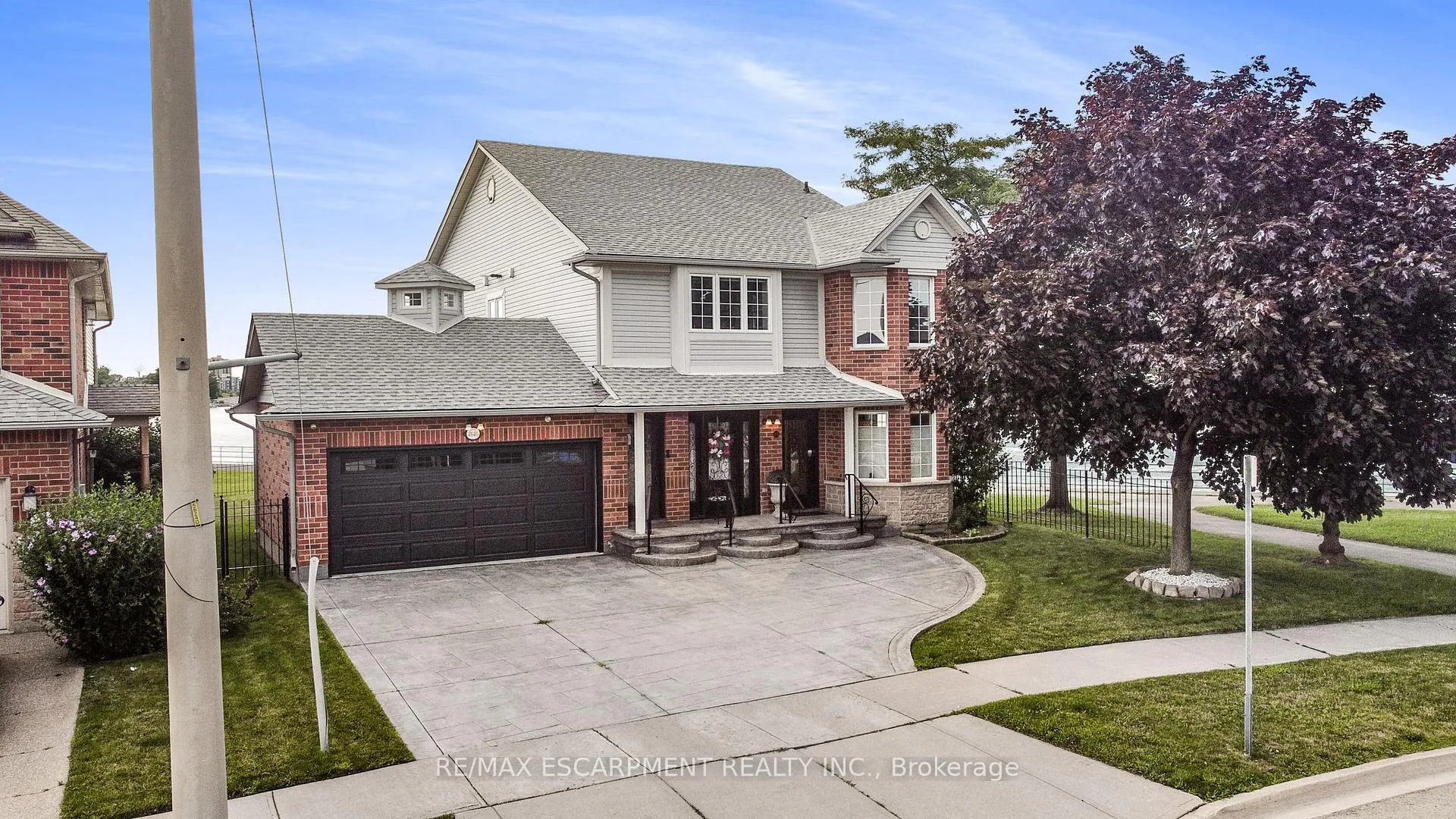 Photo 3 of 491-493 Dewitt Road, Hamilton, Stoney Creek — HOMEH