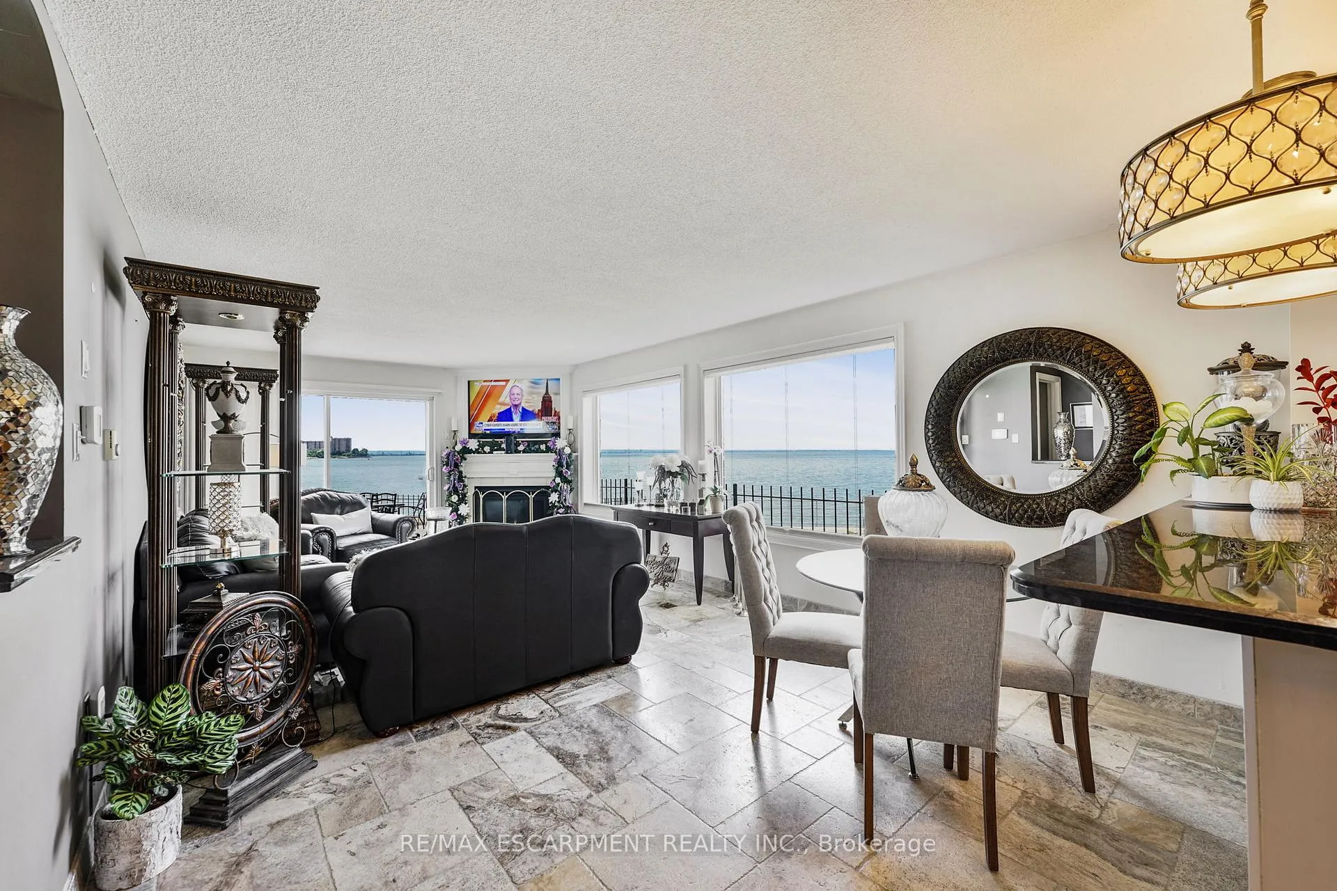 Photo 4 of 491-493 Dewitt Road, Hamilton, Stoney Creek — HOMEH