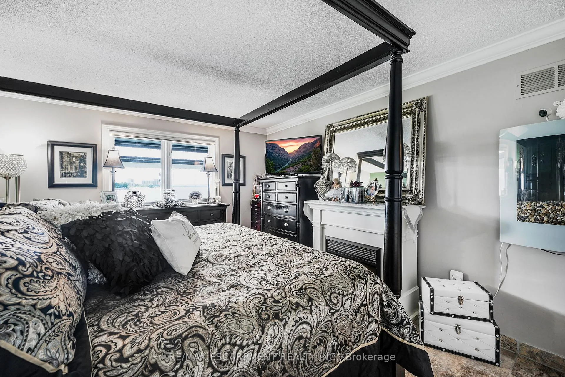 Photo 20 of 491-493 Dewitt Road, Hamilton, Stoney Creek — HOMEH