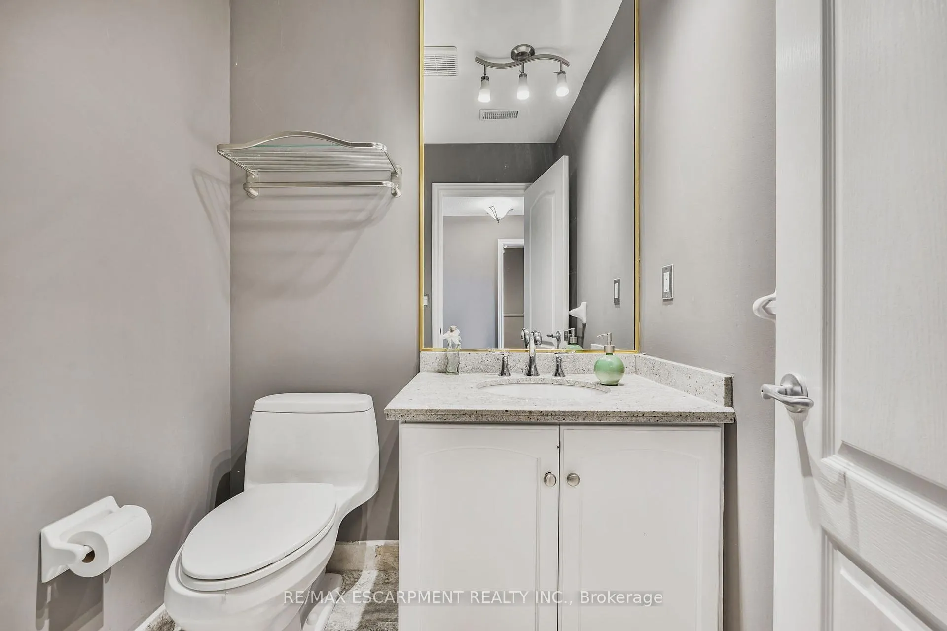 Photo 32 of 491-493 Dewitt Road, Hamilton, Stoney Creek — HOMEH