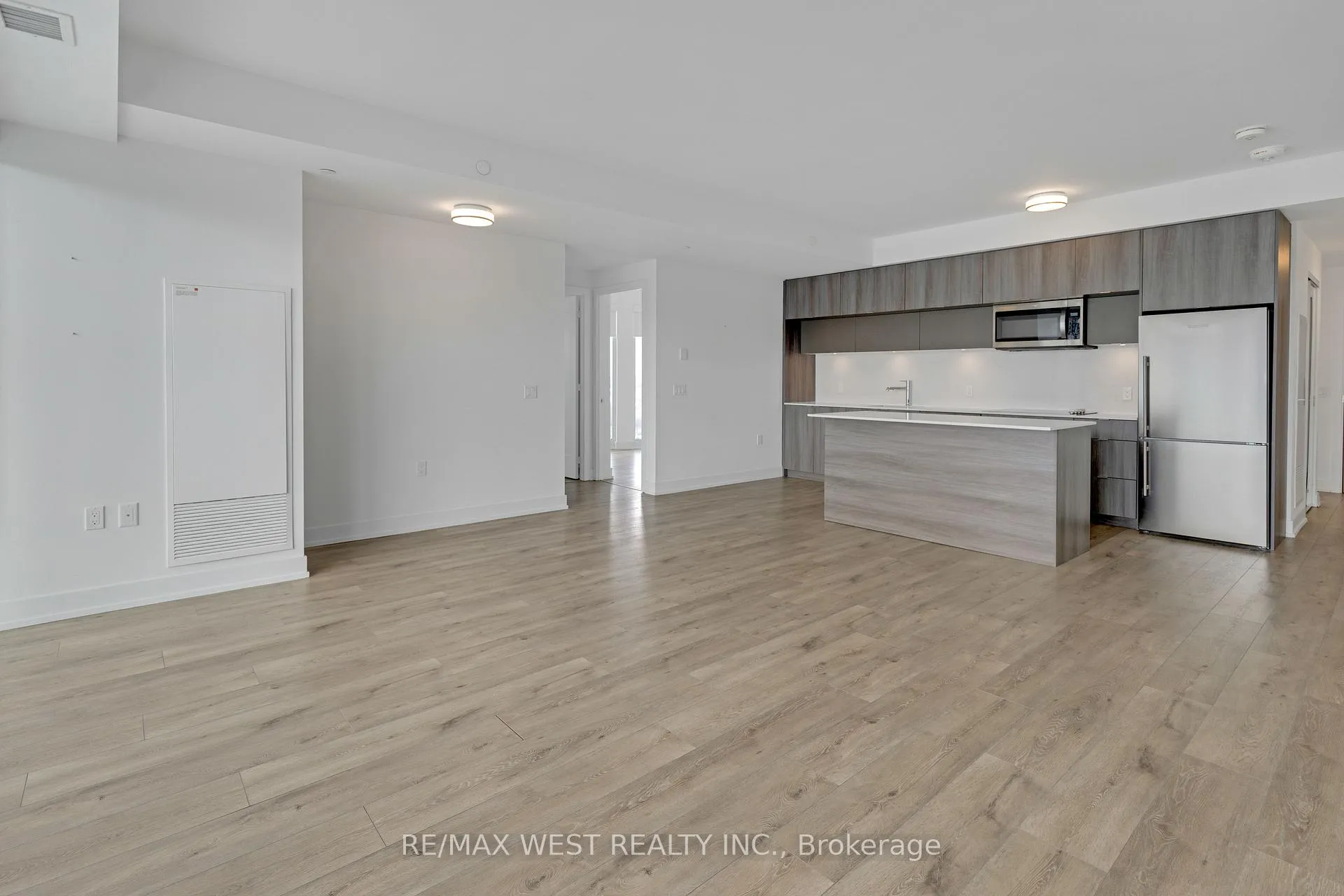 Photo 8 of Unit 2102, 575 Bloor Street, Toronto, North St. James Town — HOMEH