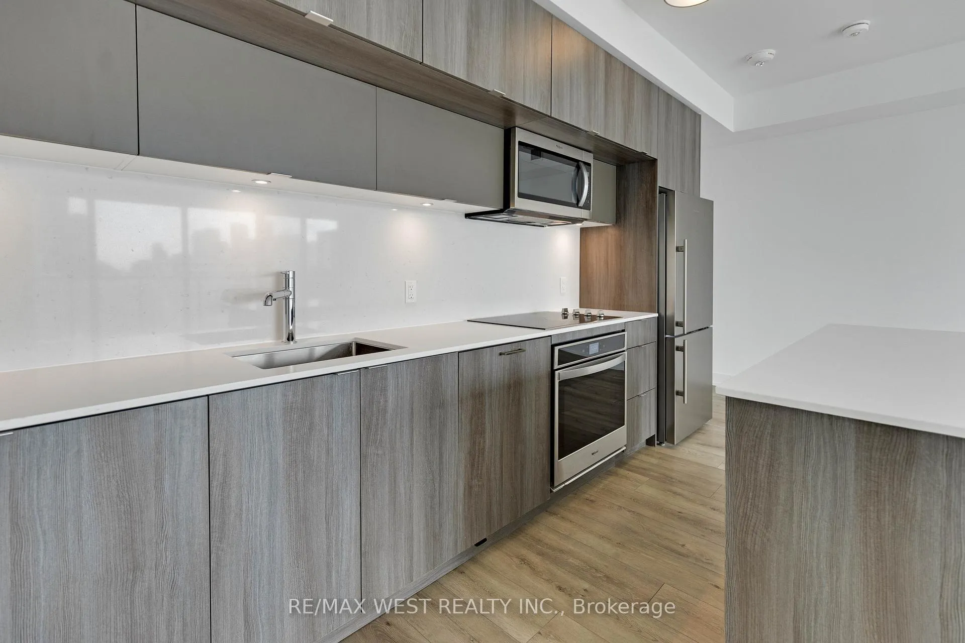Photo 11 of Unit 2102, 575 Bloor Street, Toronto, North St. James Town — HOMEH