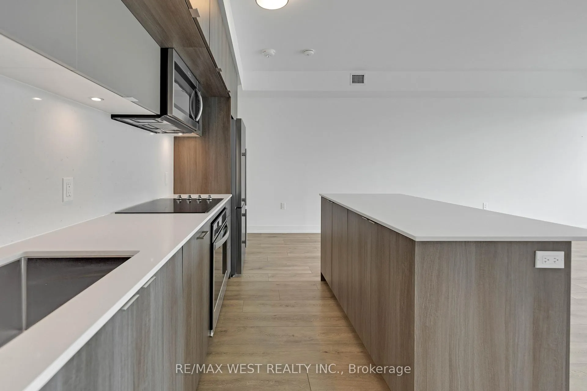 Photo 12 of Unit 2102, 575 Bloor Street, Toronto, North St. James Town — HOMEH