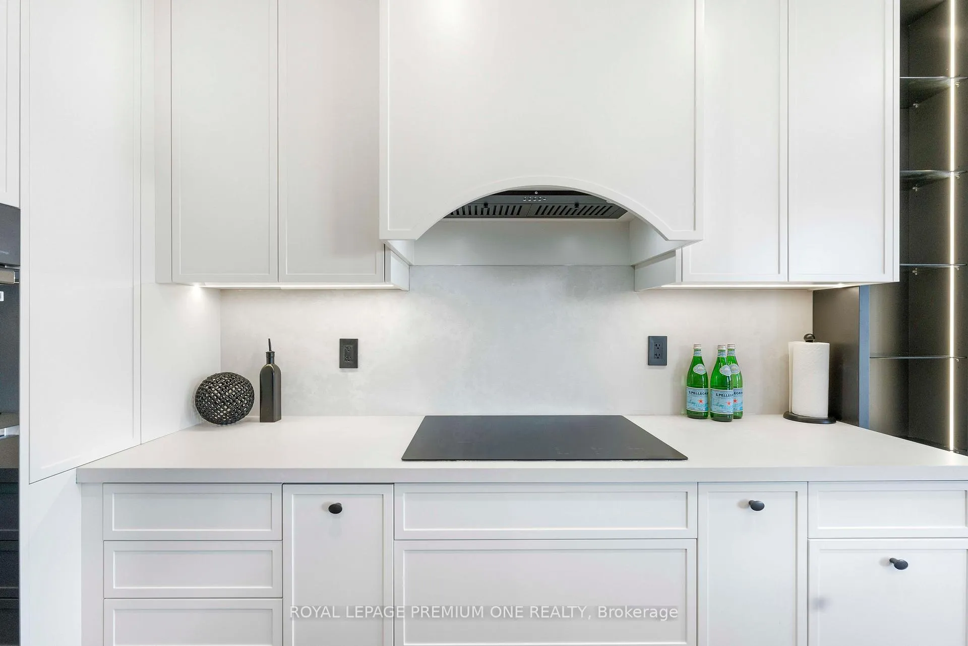 Photo 8 of 18 Morra Avenue, Caledon, Bolton East — HOMEH