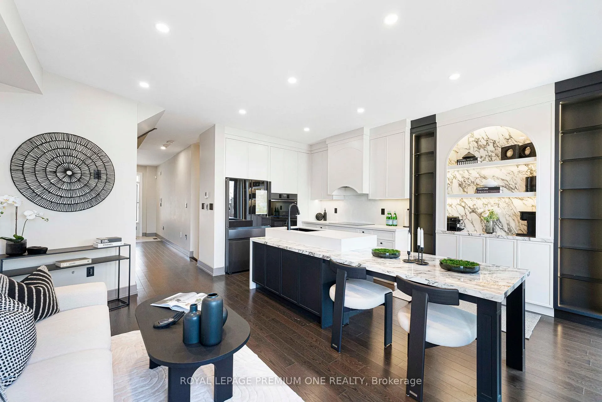 Photo 12 of 18 Morra Avenue, Caledon, Bolton East — HOMEH
