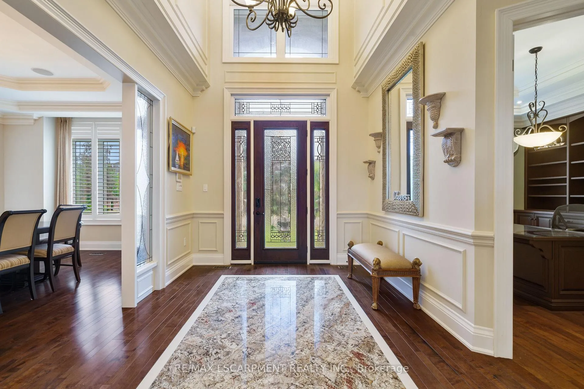 Photo 13 of 56 Aquamarine Drive, Hamilton, Lakeshore — HOMEH