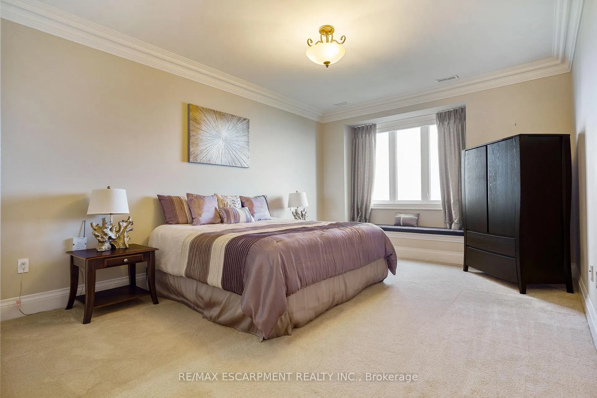 Photo 34 of 56 Aquamarine Drive, Hamilton, Lakeshore — HOMEH