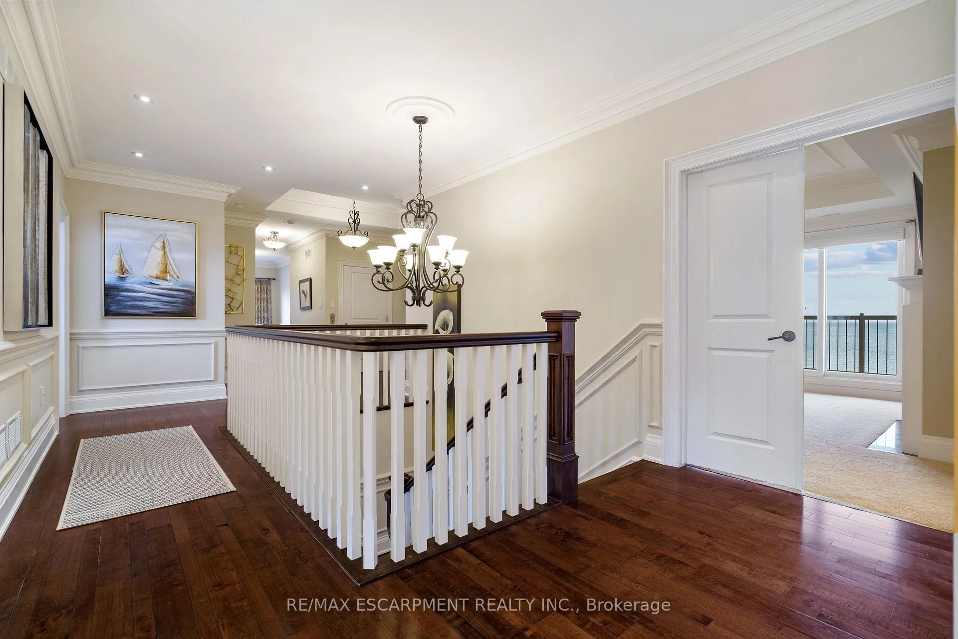 Photo 39 of 56 Aquamarine Drive, Hamilton, Lakeshore — HOMEH