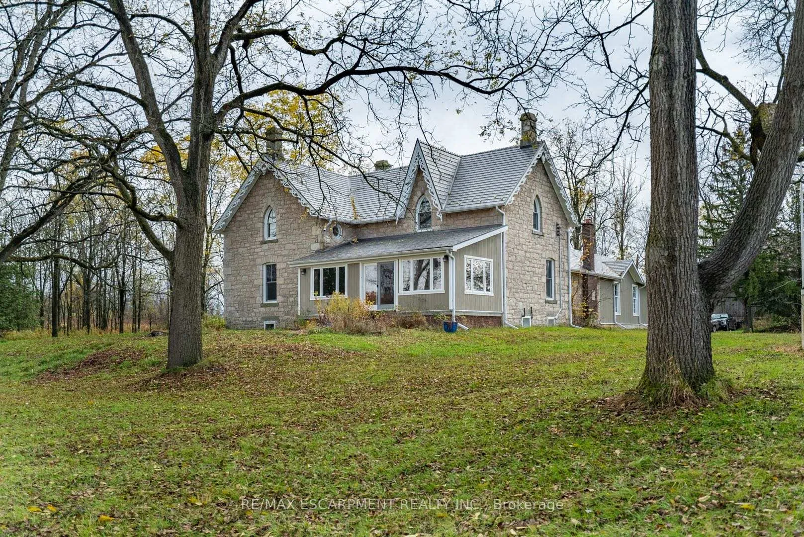 Photo 1 of 1172 Concession 8 Road W, Hamilton, Rural Flamborough — HOMEH