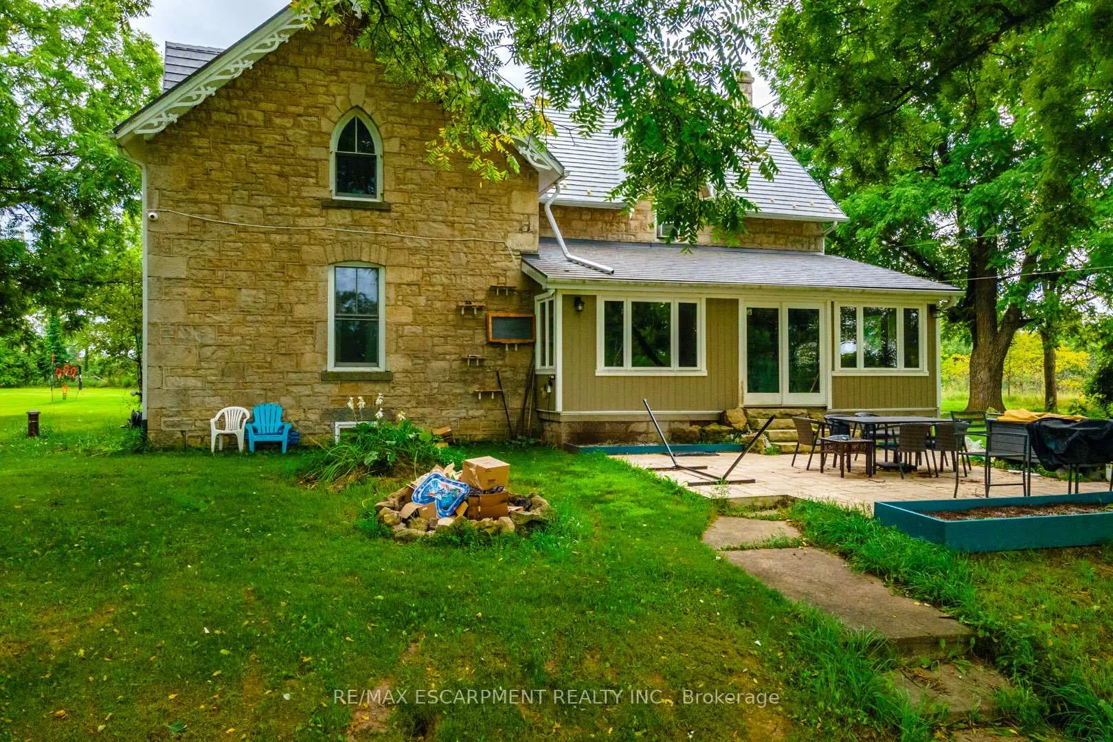 Photo 5 of 1172 Concession 8 Road W, Hamilton, Rural Flamborough — HOMEH