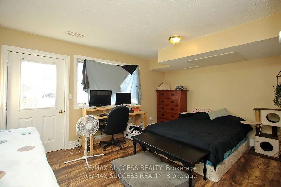 Photo 14 of 32 & 34 River Street, Thorold, Port Robinson — HOMEH