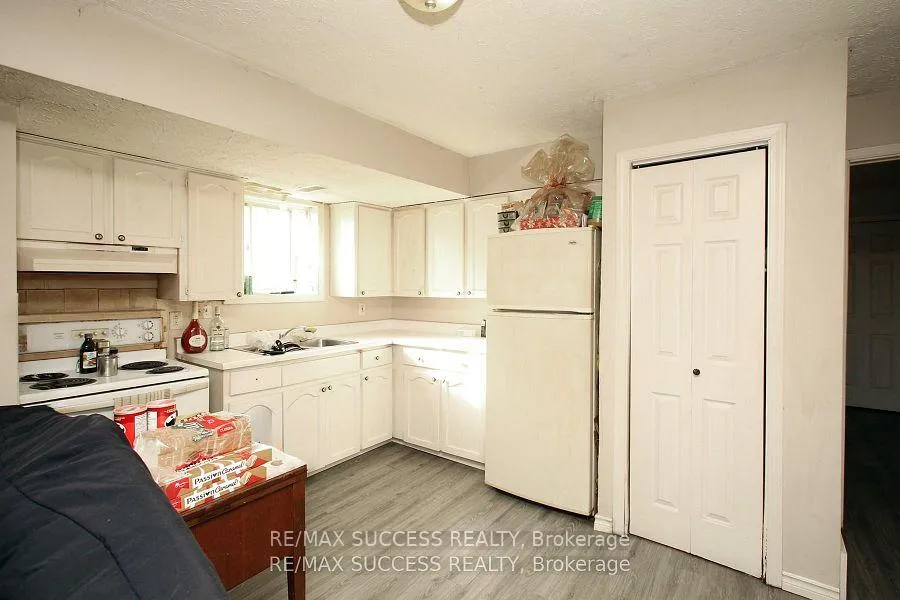 Photo 16 of 32 & 34 River Street, Thorold, Port Robinson — HOMEH