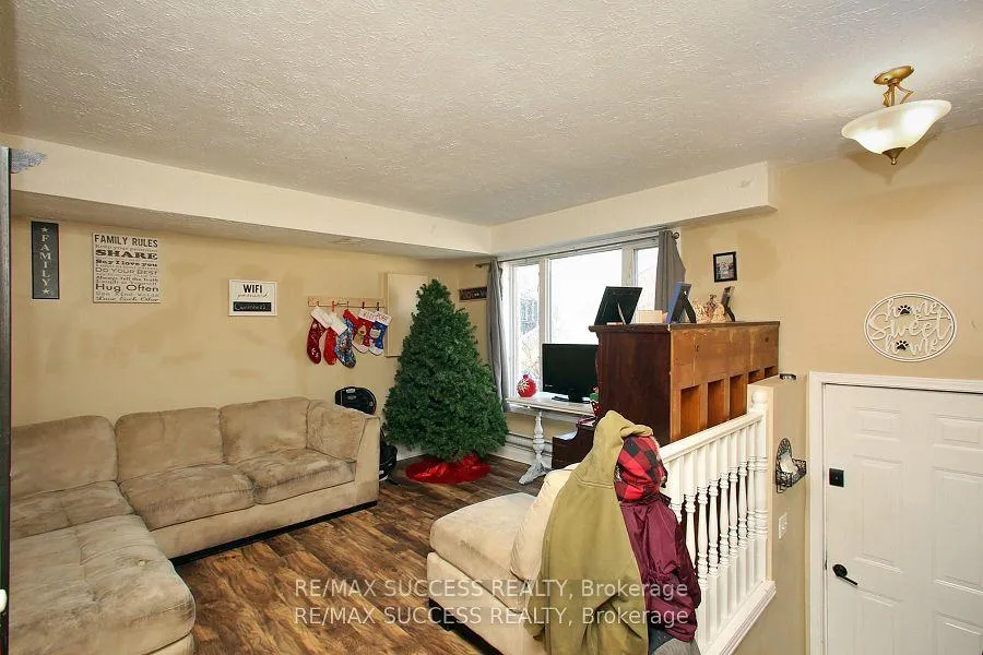 Photo 24 of 32 & 34 River Street, Thorold, Port Robinson — HOMEH