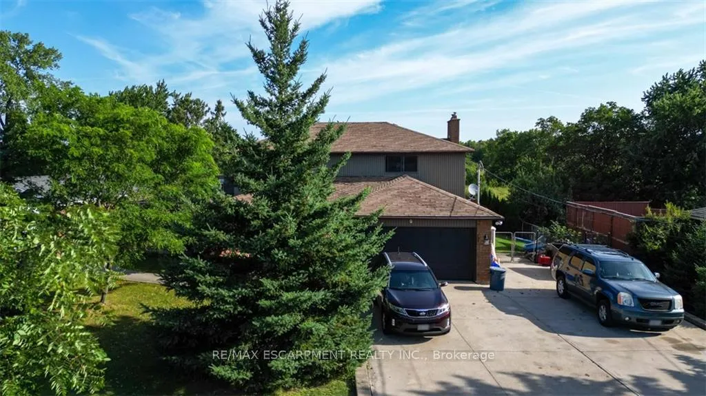 Photo 7 of 1873 Rymal Road E, Hamilton, Stoney Creek Mountain — HOMEH