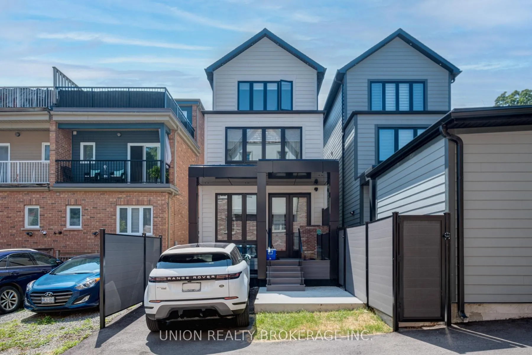 Photo 29 of 59 Glen Manor Drive, Toronto, The Beaches — HOMEH