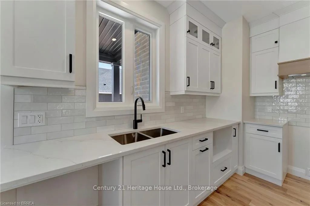 Photo 18 of 44 Cedar Street, Brant, Paris — HOMEH