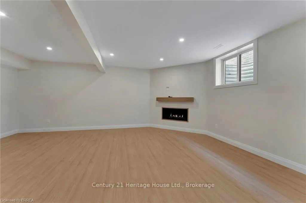 Photo 29 of 44 Cedar Street, Brant, Paris — HOMEH