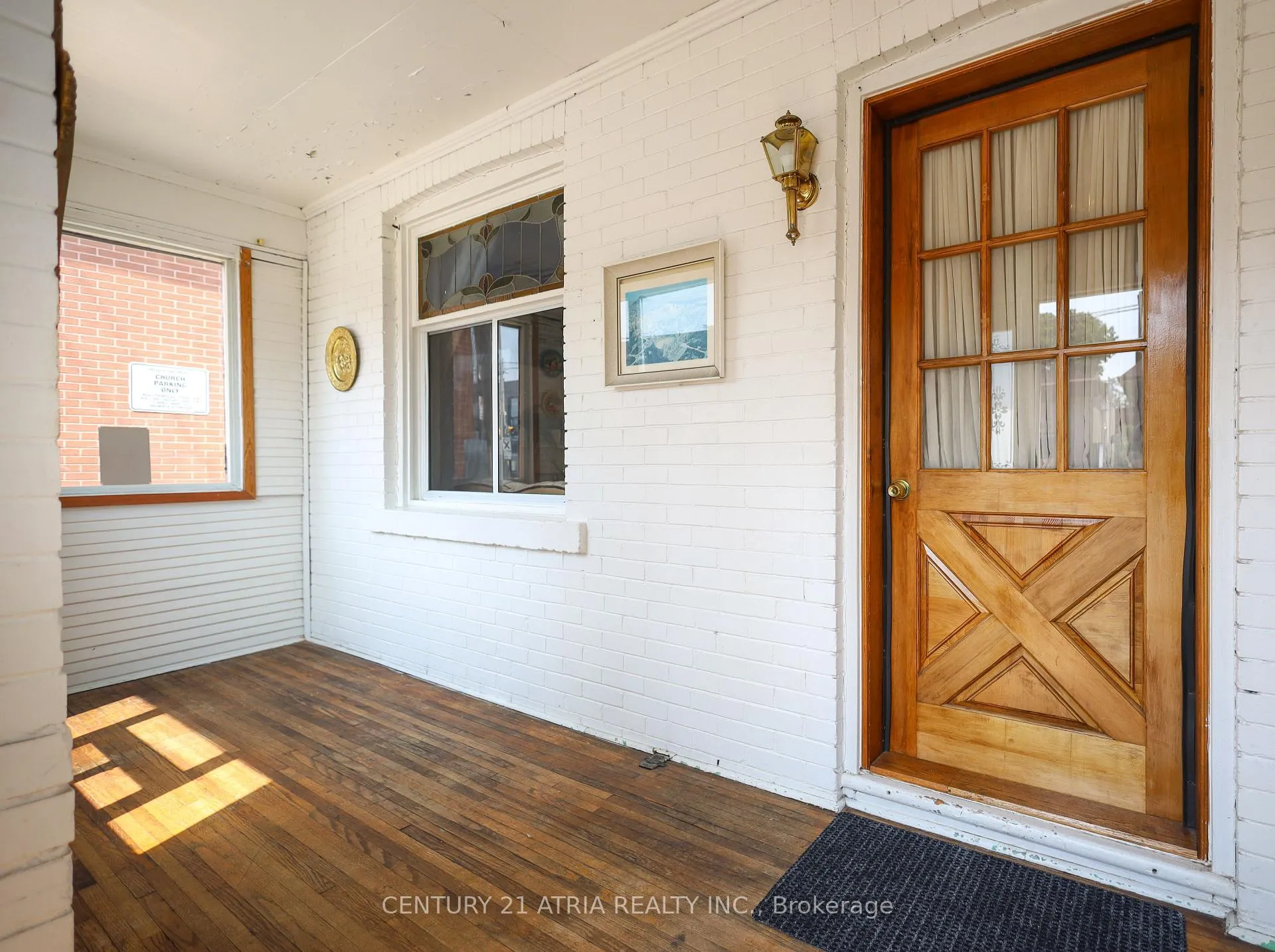 Photo 3 of 869 Pape Avenue E, Toronto, Danforth Village-East York — HOMEH