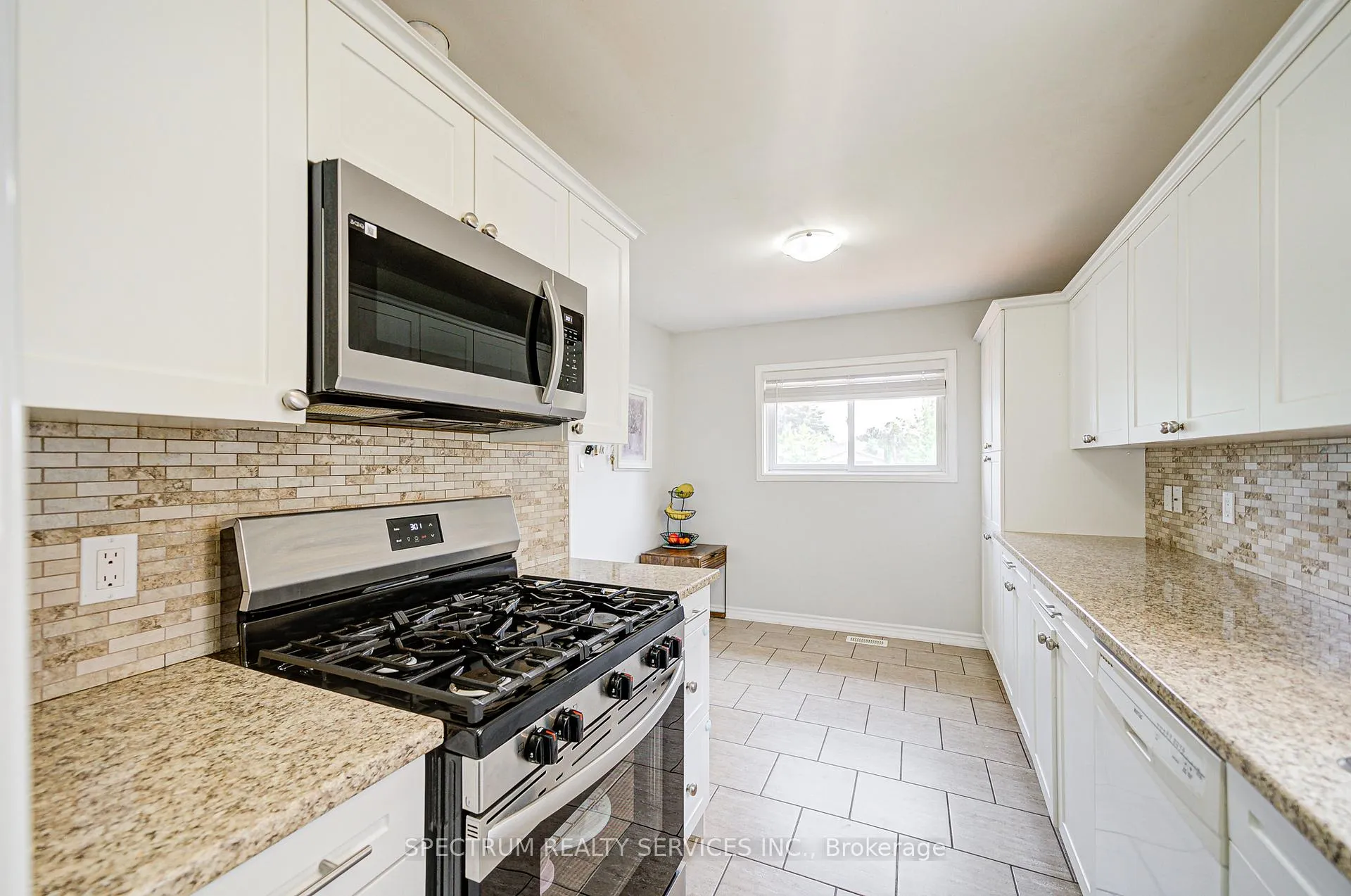 Photo 12 of 330 Centre Street, Shelburne — HOMEH